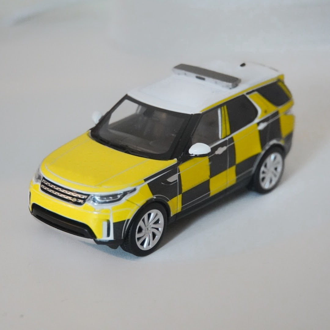 🇬🇧 Emergency Services Decal For Land Rover Discovery (5th Gen) Models 