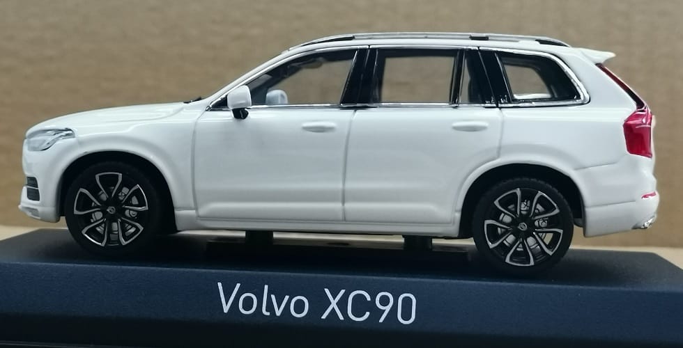 BritEM Graphics Commission: Norev 1/43 RHD Volvo XC90 Plain White Model for  Code 3