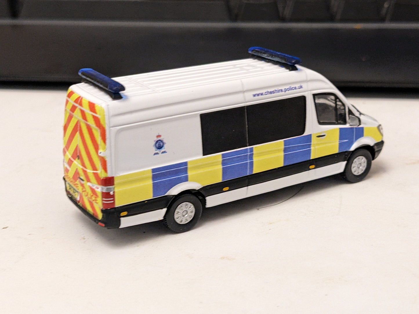 ﻿🇬🇧 CMNL 1/76 Mercedes-Benz Sprinter Police of Cheshire Code 3 Model