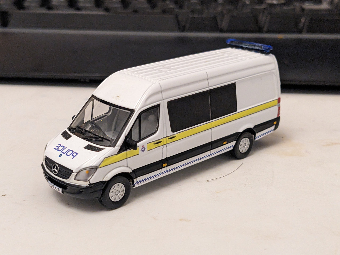 ﻿🇬🇧 CMNL 1/76 Mercedes-Benz Sprinter Police of Nottinghamshire Code 3 Model