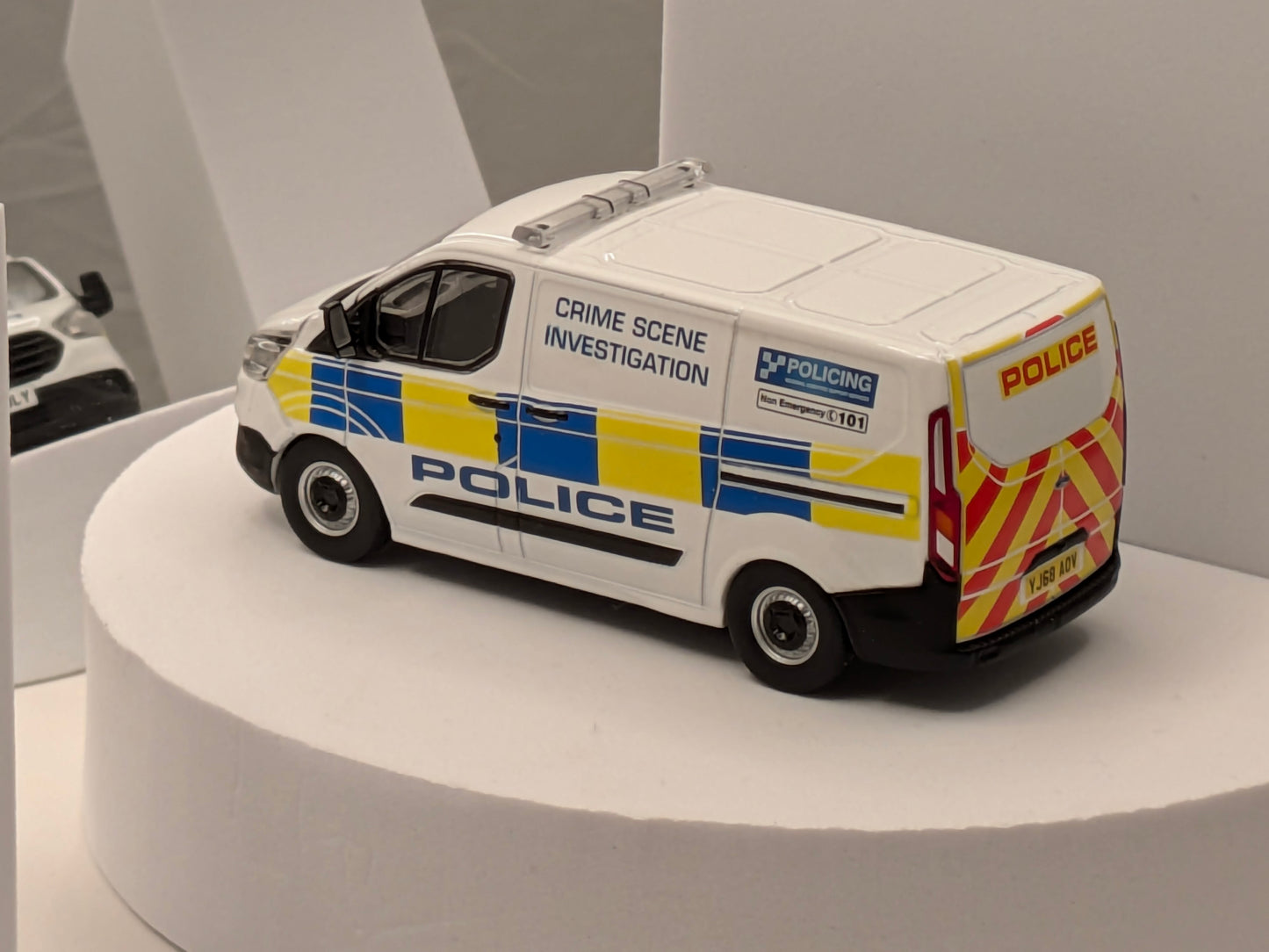 Corgi 1/43 Ford Transit Custom North Yorkshire Police Van Model