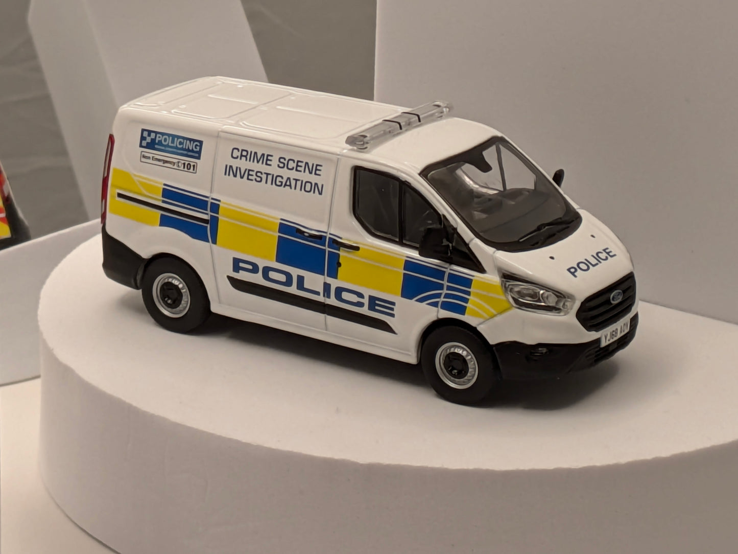 Corgi 1/43 Ford Transit Custom North Yorkshire Police Van Model