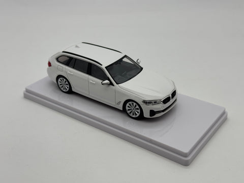 STARS 1/43 BMW 5 Series Touring UK Emergency Vehicle DIY Bundle