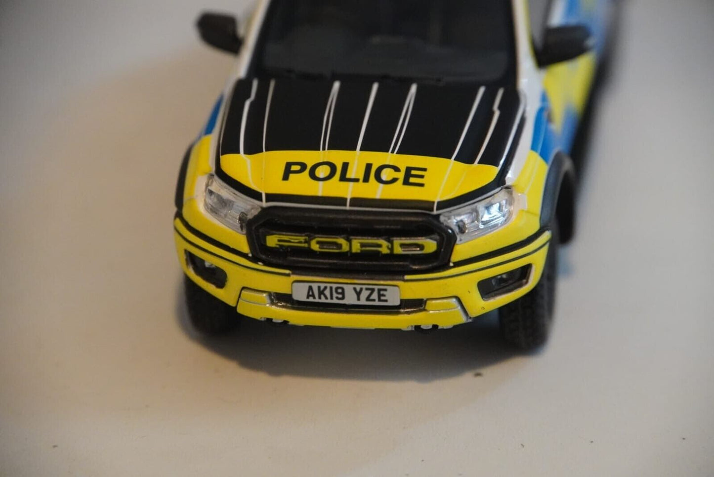 🇬🇧 Corgi 1/43 Ford Ranger Raptor Police Demonstrator Model