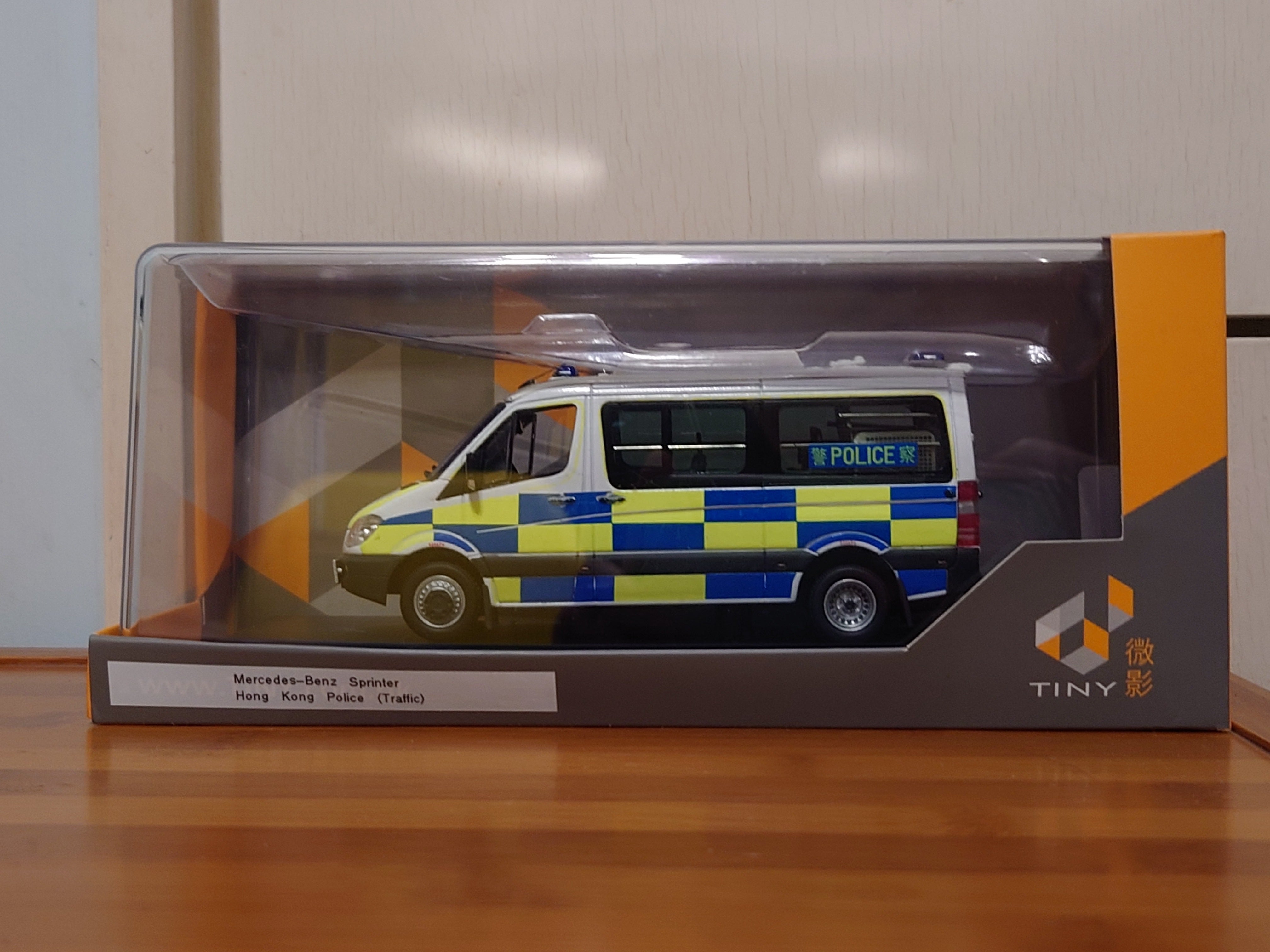Tiny 1/43 Mercedes-Benz Sprinter Hong Kong Police Traffic Unit Mode –  BritEM Graphics